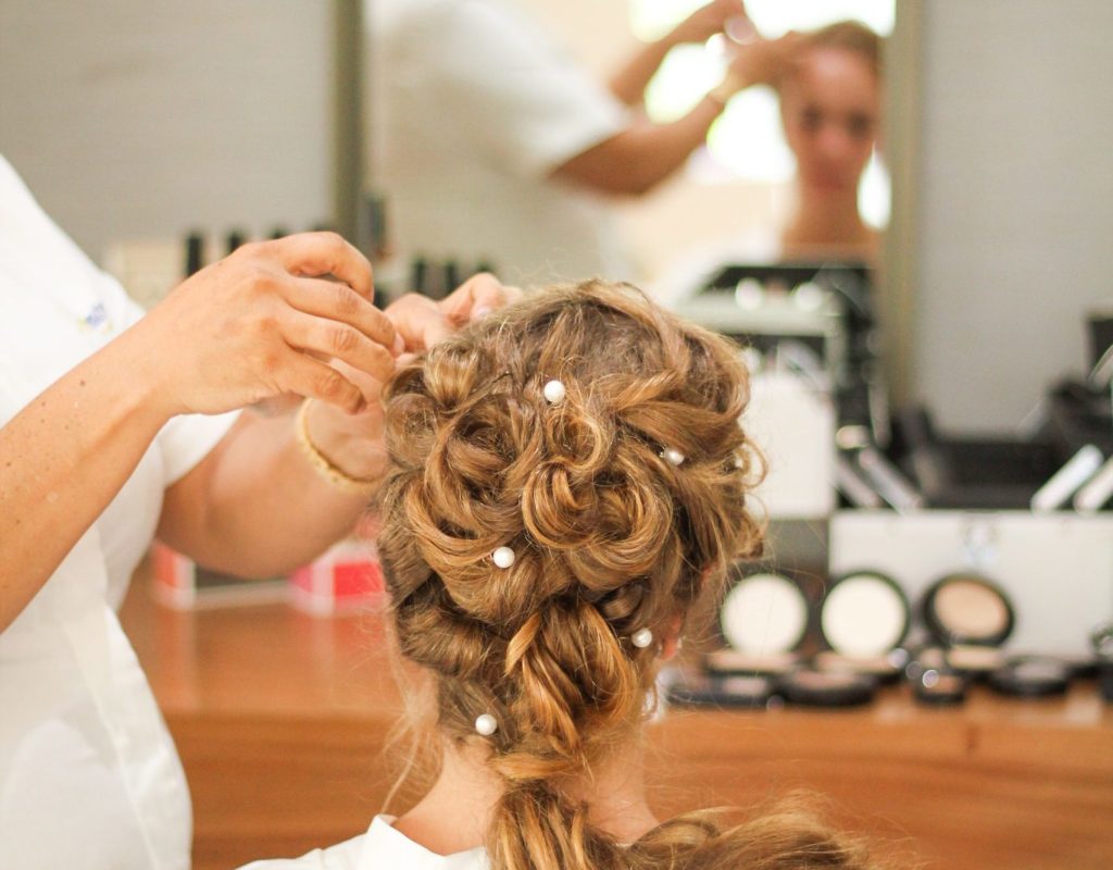 bride-getting-her-hair-done-1536356